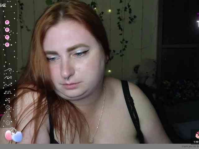 Aliciaredluv webcam