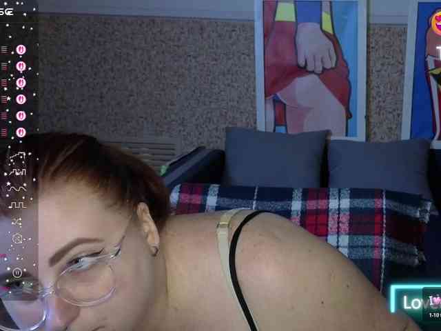 Aliciaredluv webcam