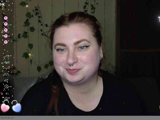Aliciaredluv webcam