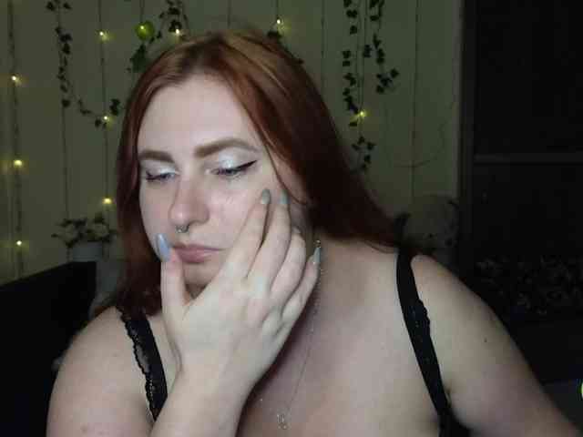 Aliciaredluv webcam