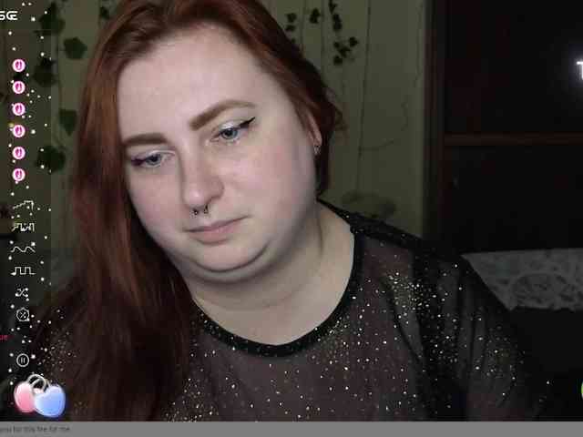 Aliciaredluv webcam
