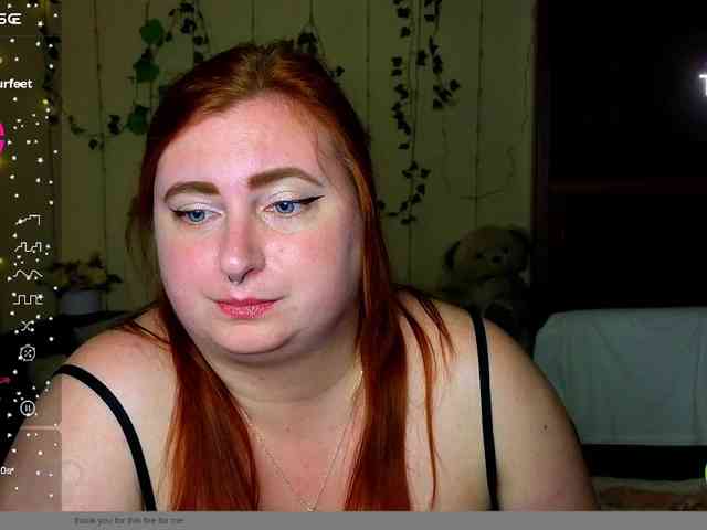 Aliciaredluv webcam