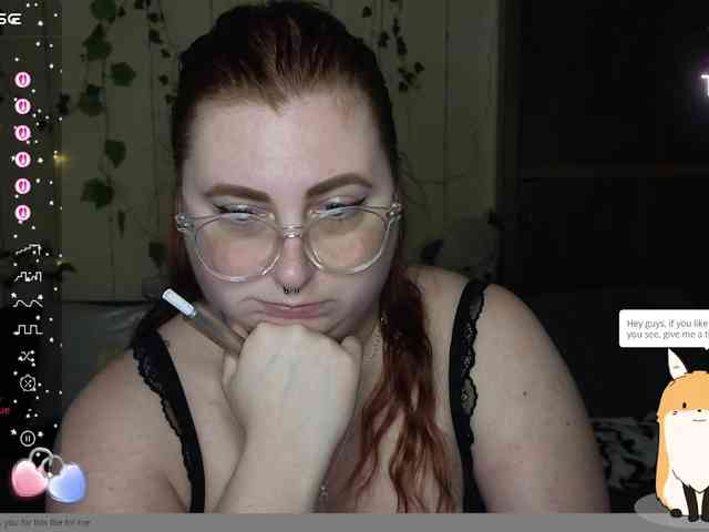 Aliciaredluv webcam