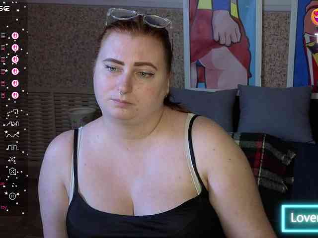 Aliciaredluv webcam