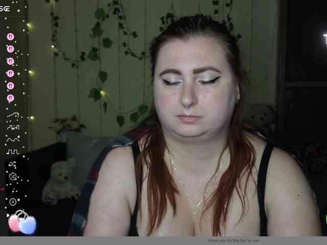 Aliciaredluv webcam