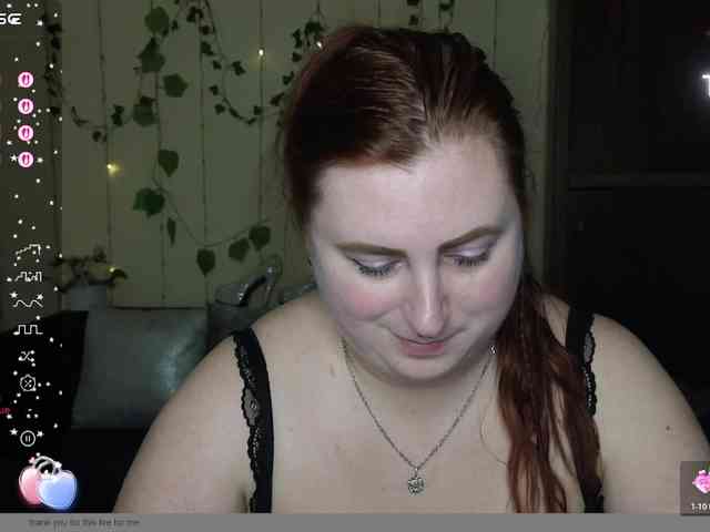 Aliciaredluv webcam