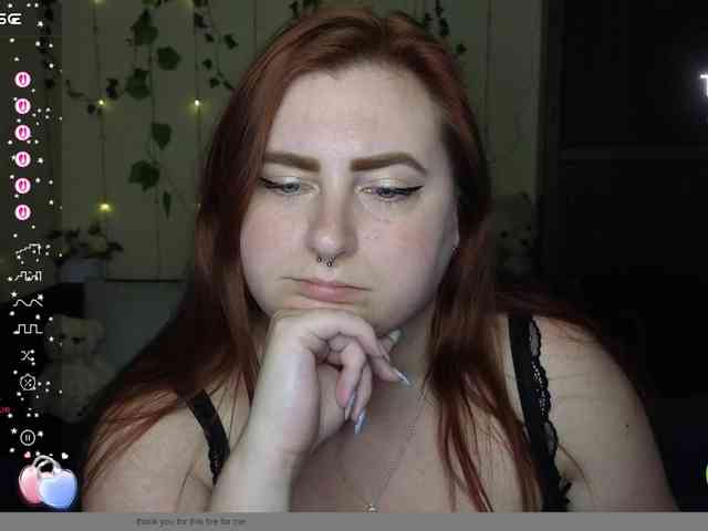 Aliciaredluv webcam