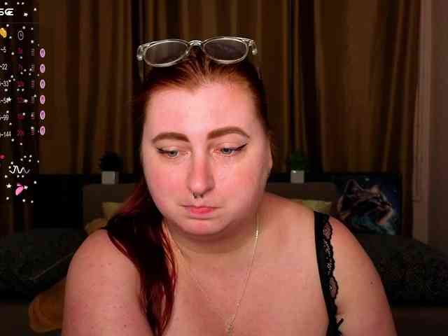 Aliciaredluv webcam