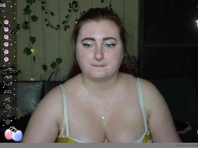 Aliciaredluv webcam