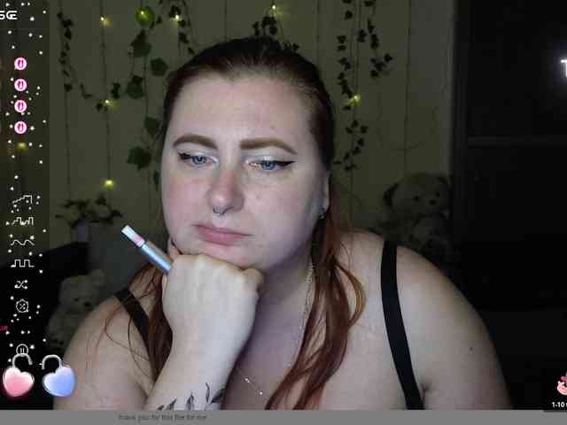 Aliciaredluv webcam