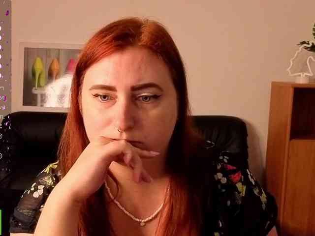 Aliciaredluv webcam
