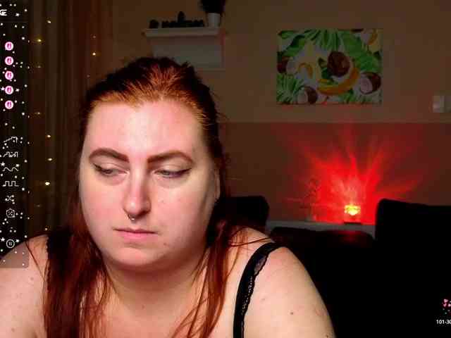 Aliciaredluv webcam