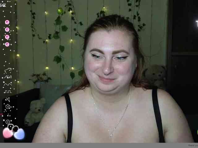 Aliciaredluv webcam