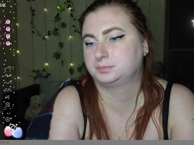Aliciaredluv webcam