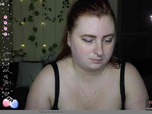 Aliciaredluv webcam