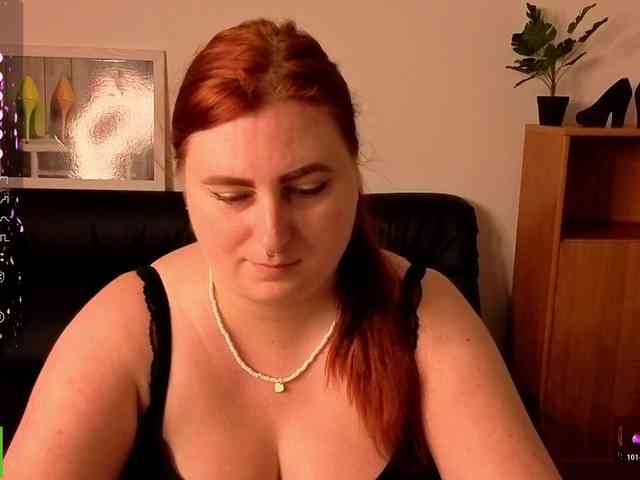 Aliciaredluv webcam