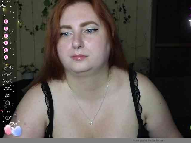 Aliciaredluv webcam