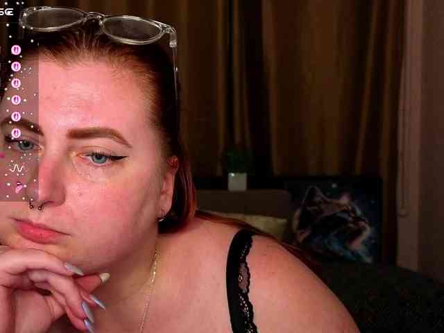 Aliciaredluv webcam