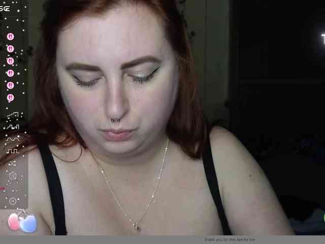 Aliciaredluv webcam