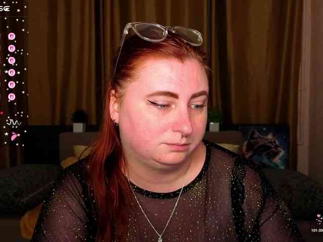 Aliciaredluv webcam