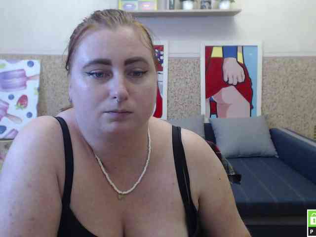 Aliciaredluv webcam