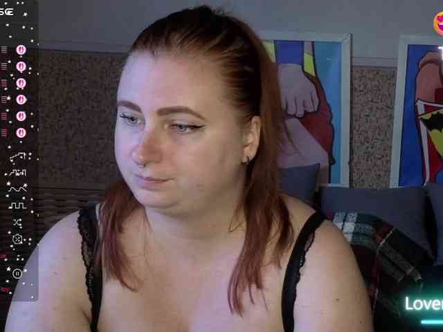 aliciaredluv's live room