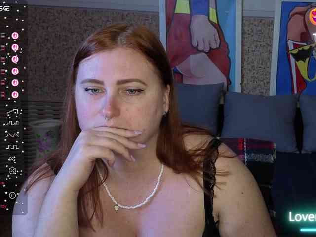 Aliciaredluv webcam