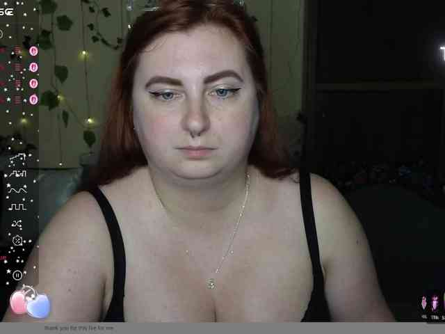 Aliciaredluv webcam