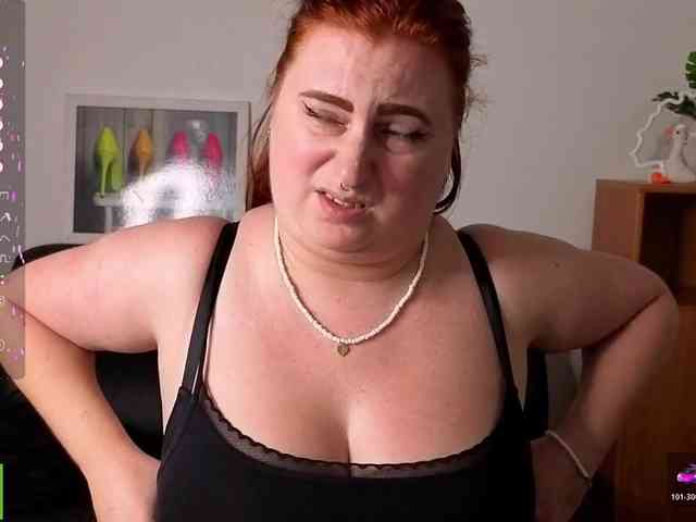Aliciaredluv webcam