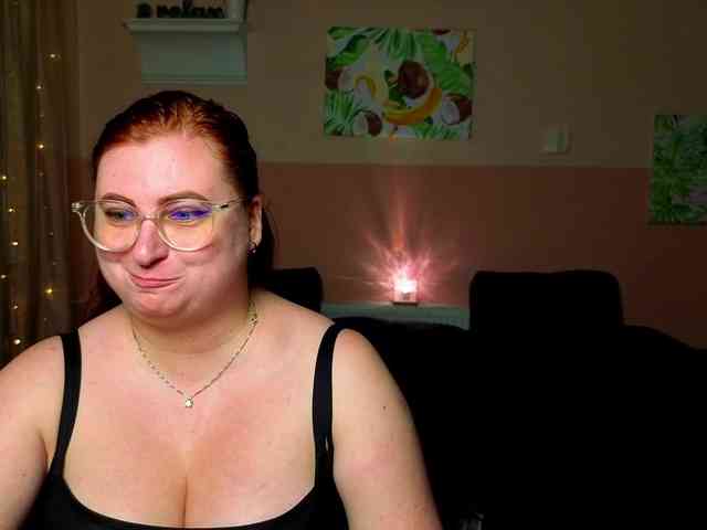 Aliciaredluv webcam