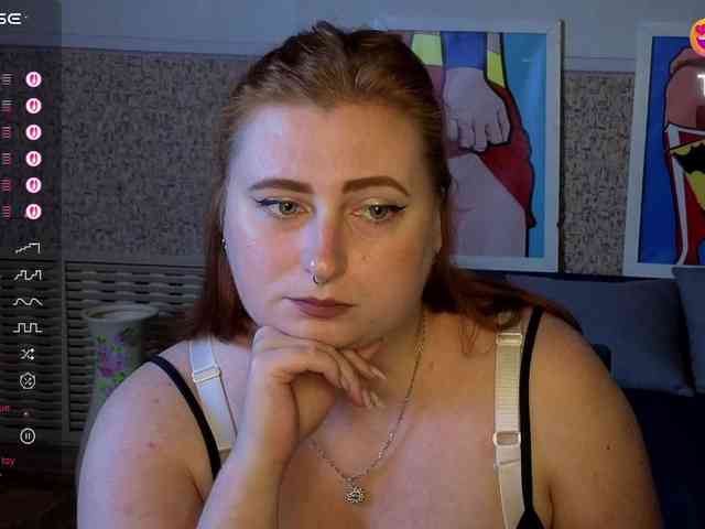 Aliciaredluv webcam