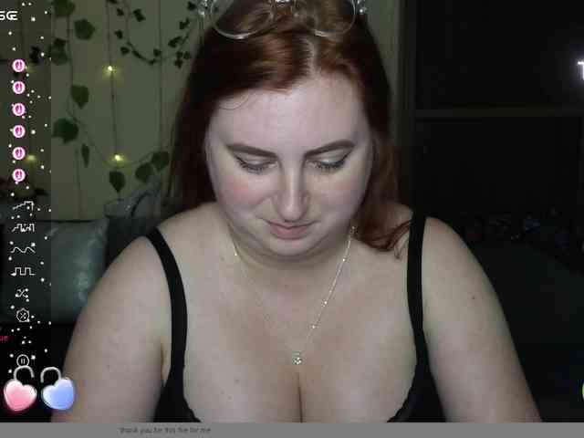 Aliciaredluv webcam