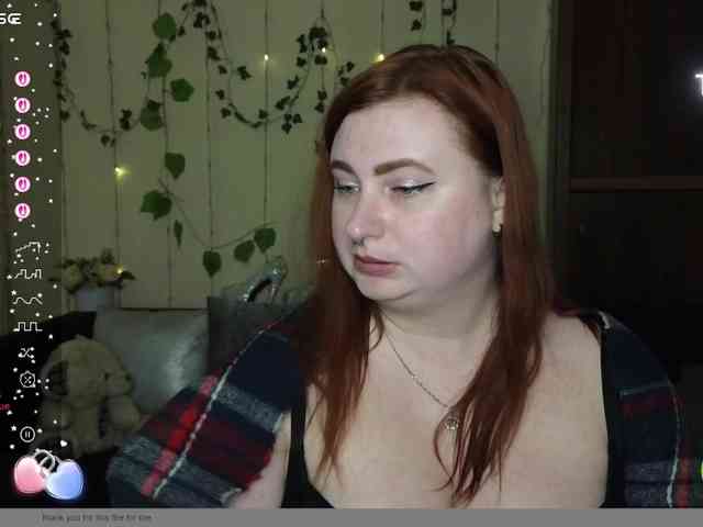 Aliciaredluv webcam