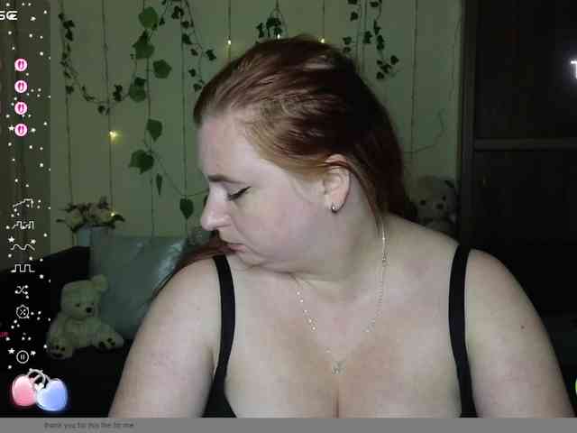 Aliciaredluv webcam