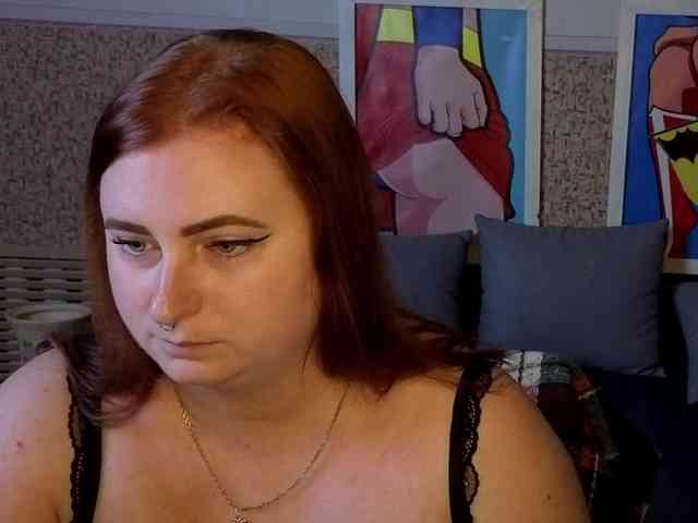 Aliciaredluv webcam