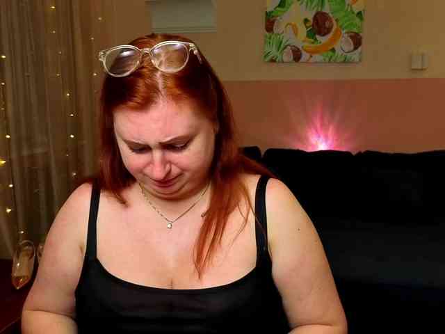 Aliciaredluv webcam