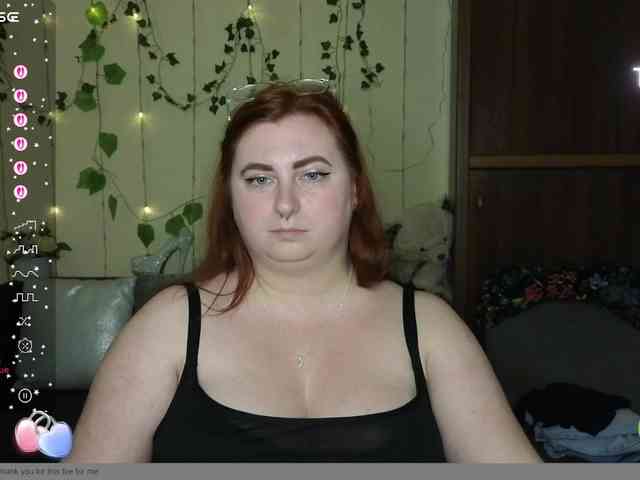 Aliciaredluv webcam