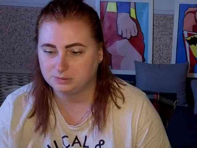 Aliciaredluv webcam