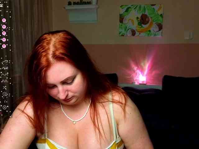 Aliciaredluv webcam