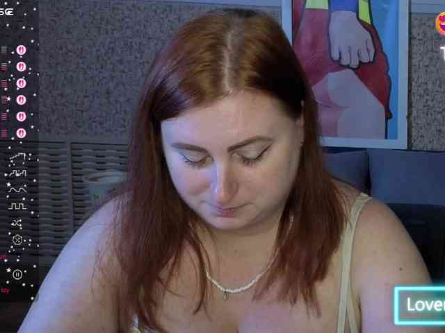 Aliciaredluv webcam