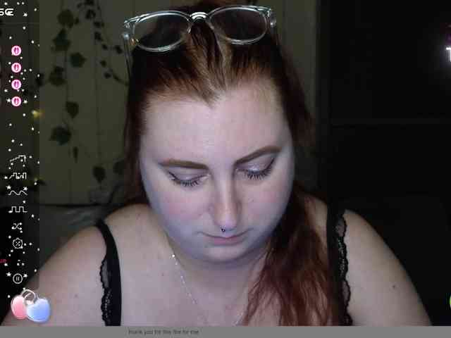 Aliciaredluv webcam