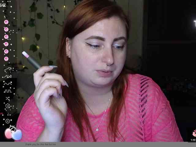 Aliciaredluv webcam