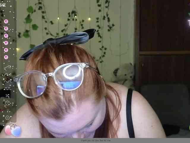 Aliciaredluv webcam