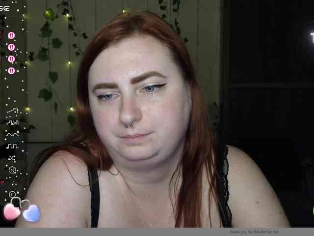 Aliciaredluv webcam