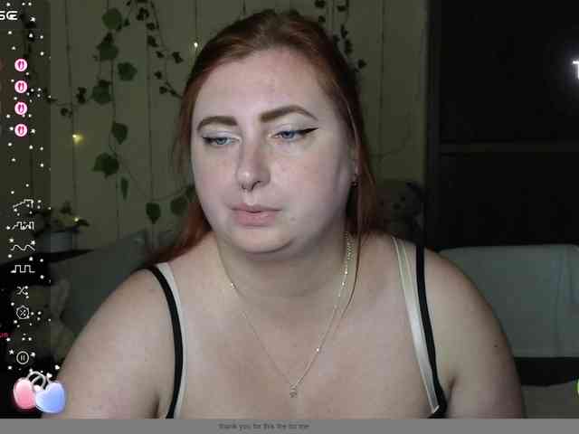 Aliciaredluv webcam
