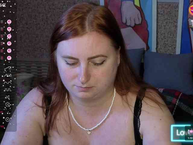 Aliciaredluv webcam