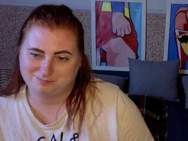 Aliciaredluv webcam