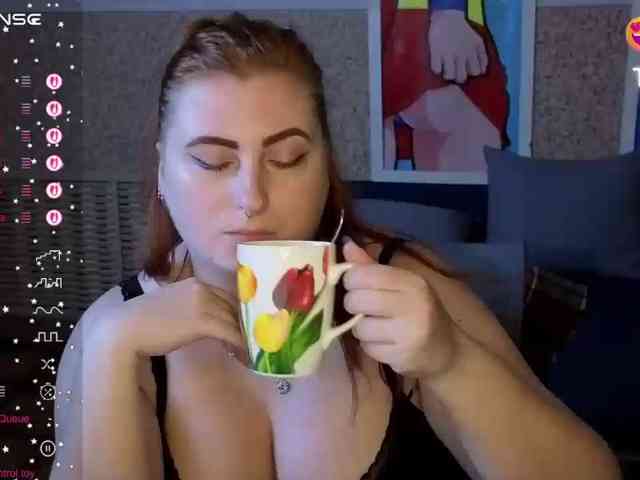 Aliciaredluv webcam