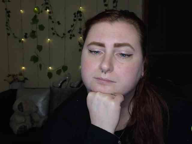Aliciaredluv webcam
