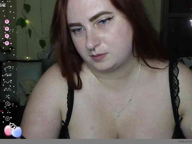 Aliciaredluv webcam